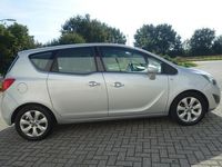 tweedehands Opel Meriva -automaat - trekhaak - l.m. velgen - elec. ramen 1