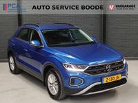 tweedehands VW T-Roc 1.5 TSI Life automaat - Virtual Cockpit - Apple CarPlay - Android Auto - stoelverwarming