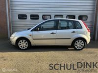 Occasion Ford Fiesta Ghia 80 PK (58 kW) 2003 Grijs Hatchback