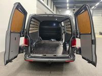 Occasion VW Transporter Highline 150 PK (110 kW) 2024 Grijs Van