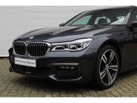 tweedehands BMW 740 7-SERIE i High Executive M Sport Automaat / Schuif-kanteldak / Achteruitrijcamera / Active Steering / Adaptieve LED / Apple CarPlay / Gesture Control / Soft Close