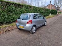 tweedehands Toyota Yaris 1.3 VVTi Sol MMT AUTOMAAT