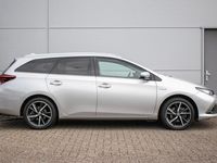 tweedehands Toyota Auris Touring Sports 1.8 Hybrid Dynamic Ultimate - All-i