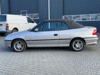 tweedehands Opel Astra Cabriolet 1.6i Comfort 109.xxx Km