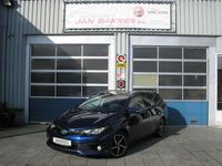 tweedehands Toyota Auris 1.8 Hybr. Dynamic Go met navigatie 66.000 km