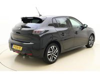 Occasion Peugeot 208 Allure 101 PK (74 kW) 2022 Zwart Hatchback