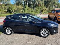 tweedehands Ford Fiesta 1.0 EcoBoost Titanium 100pk Automaat | Stoel,Stuur en Voorruitverwarming | Cruise control | Navigatie | Parkeersensoren achter | Carplay