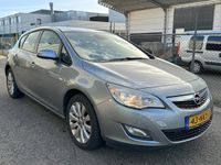 tweedehands Opel Astra 1.6 Edition /CRUISE/PDC/NAVI/AUT/LEESTEKST/