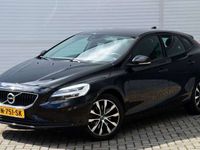 tweedehands Volvo V40 2.0 T2 INSCRIPTION | TREKHAAK AFNEEMBAAR 1500KG |