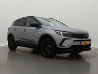 tweedehands Opel Grandland X GS Line 1.2 130pk | Handsfree achterklep | Rondom camera | Stuur- en voorstoelen verwarmd | Navigatie