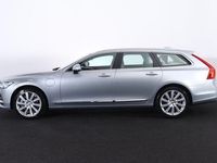 tweedehands Volvo V90 T8 AWD Inscription - Intellisafe Assist/Surround - Parkeerverwarming met timer - Luchtvering - Verwarmbare voorstoelen met ventilatie - Verwarmbare achterbank - Full-LED Active High Beam koplampen - Trekhaak semi elektrisch inklapbaar -Geintegre