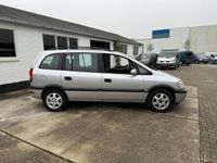 tweedehands Opel Zafira 2.2-16V Elegance 7Persoons Airco Cruise Control Elk.Ramen Trekhaak APK Volle Jaar