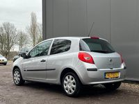 tweedehands Renault Clio 1.2-16V Authentique ELEKT.R|CENTR.V|NIEUWE APK|