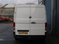 tweedehands VW Crafter 30 2.0 TDI L3H2 DC Comfortline AIRCO / CRUISE CONTROLE / NAVI / TREKHAAK / AUTOMAAT / L3H1