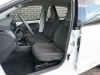 tweedehands VW up! 1.0 65pk | Navigatie | Airconditioning | All Seaso