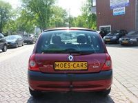 tweedehands Renault Clio II 1.4-16V PRIV.LUXE