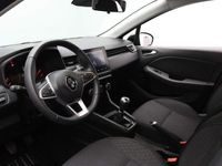 tweedehands Renault Clio V TCe 90pk Zen ALL-IN PRIJS! Airco | Cruise | Navi | Parksens. achter