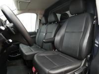 tweedehands Mercedes Vito 114 CDI Lang | 18'' | 3-zits | Kunstleder | Parkeersensoren voor en achter | Laadruimtebescherming