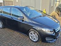Occasion Mercedes B180 Business 122 PK (89 kW) 2016 Zwart (metallic) MPV