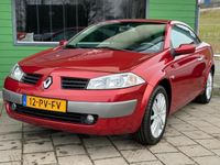 tweedehands Renault Mégane Cabriolet Coupé- 1.6-16V Privilège Luxe /