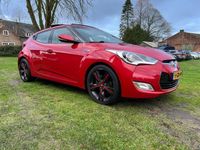 tweedehands Hyundai Veloster 1.6 GDI i-Catcher NL AUTO ZEER COMPLEET PANO LEER GROTE BEURT GEHAD