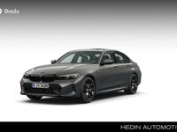 Nieuw BMW 330e M Sport 2025 Grijs Sedan