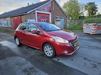 tweedehands Peugeot 208 1.2 VTi Envy NAVI PDC CC NAP APK DEALER ONDERHOUD