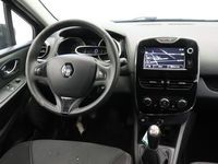 tweedehands Renault Clio IV Estate 1.5 dCi ECO Expression - Navi, Cruise, Trekhaak