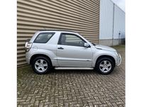 tweedehands Suzuki Grand Vitara 1.6-16V Exclusive 4X4 [ leereccbull & side barr