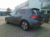 tweedehands VW e-Golf ¤ 2.000,- Subsidie. Leer, LMV, Navi, touch screen, 2 x laadsnoer, etc..!!