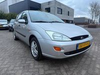 Occasion Ford Focus Trend 101 PK (74 kW) 2000 Grijs Hatchback