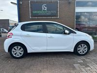 tweedehands Peugeot 208 1.2 VTi Envy