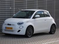 tweedehands Fiat 500e Icon 42 kWh ! Camera | Dodehoek bewaking | LED Koplampen !