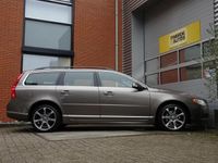 tweedehands Volvo V70 2.5FT 231PK Aut. *Xenon/18"/Trekhaak/PDC/Historie*