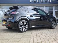 tweedehands Peugeot 208 GT PureTech 100PK EAT8 Automaat, Rijklaarprijs, Panoramadak Navigatie Draadloze telefoonlader Verwarmbare voorstoelen