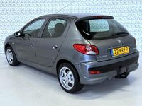 tweedehands Peugeot 206 CC + 1.4 XS Airco E Trekhaak / 186.000km (2010)