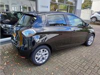 tweedehands Renault Zoe R110 Limited 41 kWh BATTERIJKOOP RIJKLAARPRIJS!! RESERVEER NU EN ONTVANG ¤ 2000,- SUBSIDIE***