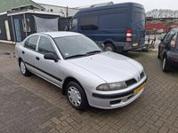 Occasion Mitsubishi Carisma 99 PK (72 kW) 2000 Grijs (metallic) Hatchback
