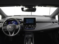 tweedehands Toyota Corolla 1.8 Hybrid Bi-Tone Plus | Navi | LED | Stuur- & stoelverwarming