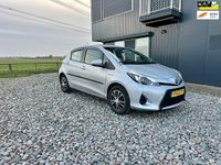 Occasion Toyota Yaris 75 PK (55 kW) 2013 Grijs Hatchback