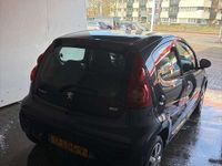 Occasion Peugeot 107 68 PK (50 kW) 2010 Grijs Hatchback