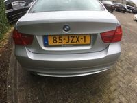 tweedehands BMW 318 3-SERIE i Business Line navigatie, NL auto, complete historie, NAP deze auto heeft bij de laatste eigenaar altijd binnen gestaan