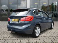 tweedehands BMW 218 2-SERIE Active Tourer i Executive | Pano | Navi | Sportstoelen |