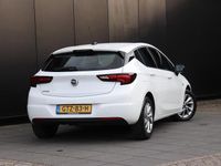 Occasion Opel Astra Business Elegance 2021 Wit Hatchback