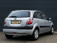 Occasion Kia Rio 97 PK (71 kW) 2008 Grijs Hatchback