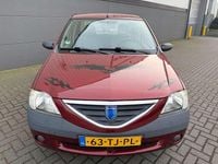 Occasion Dacia Logan Lauréate 87 PK (63 kW) 2006 Rood Sedan