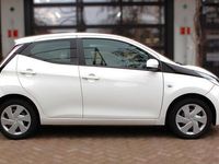 Occasion Toyota Aygo X-play 69 PK (50 kW) 2015 Wit Hatchback