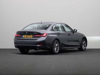 tweedehands BMW 330e 3-SERIE SedaneDrive Edition | Achteruitrijcamera | Sfeerverlic