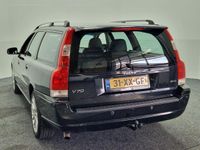 tweedehands Volvo V70 2.4D Edition Sport *Leder* Memory / PDC / Stoelverw. / ECC Clima / Trekhaak / Cruise / 17'' LMV