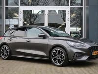 tweedehands Ford Focus 1.0 ECOBOOST HYBRID ST-LINE X